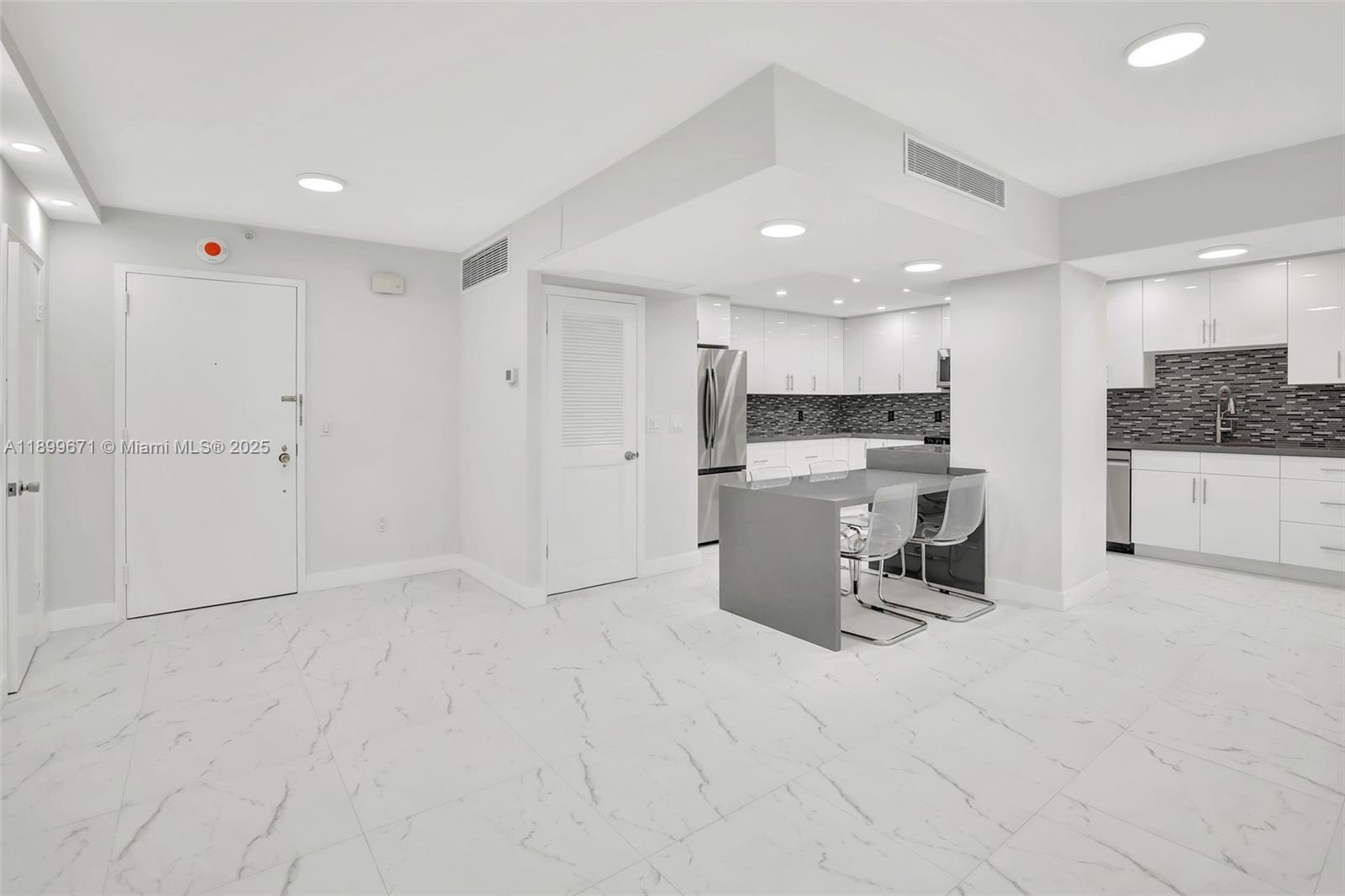 Photo of 9801 Collins Ave  #15X, Bal Harbour, Florida, 33154 - 