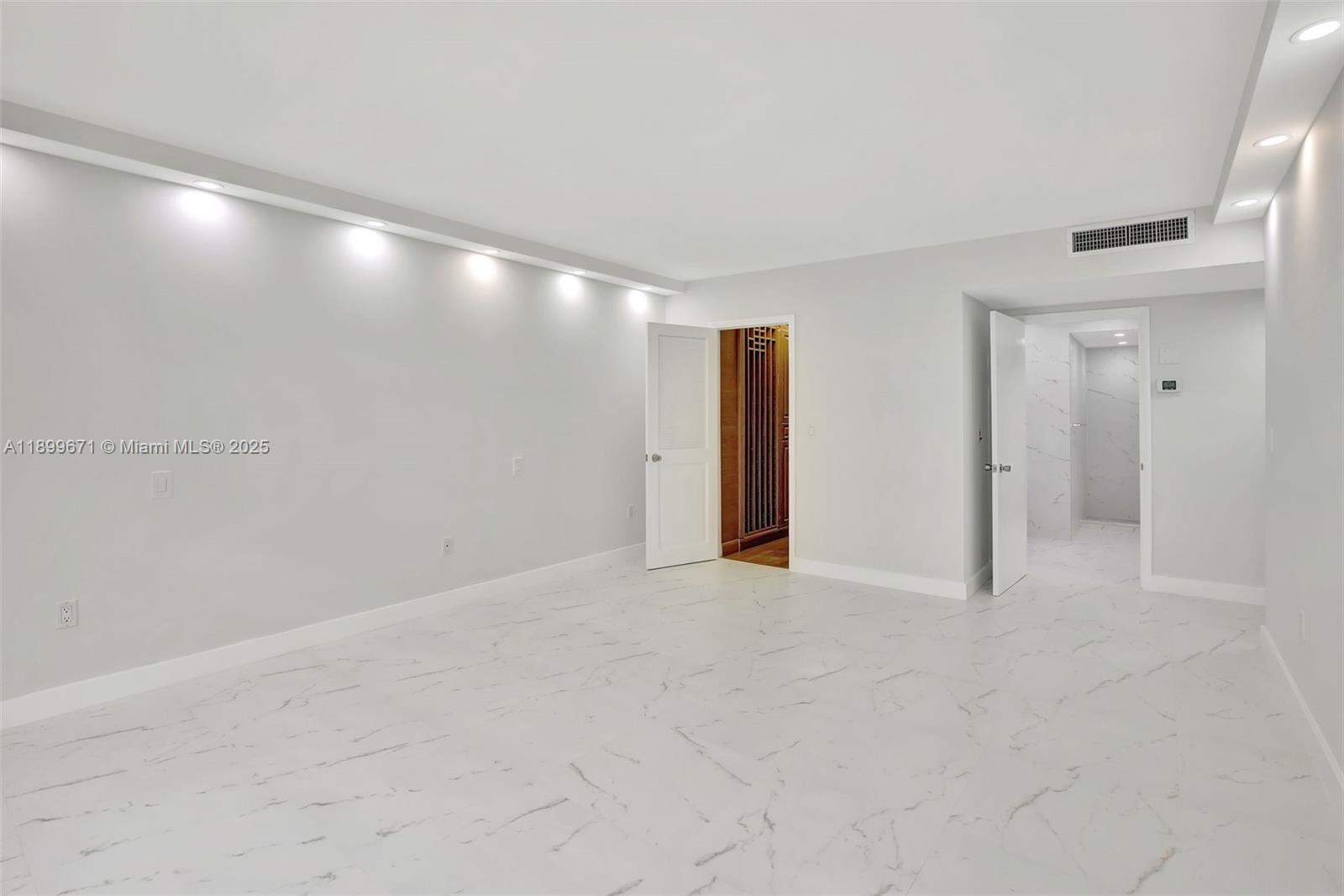 Photo of 9801 Collins Ave  #15X, Bal Harbour, Florida, 33154 - 