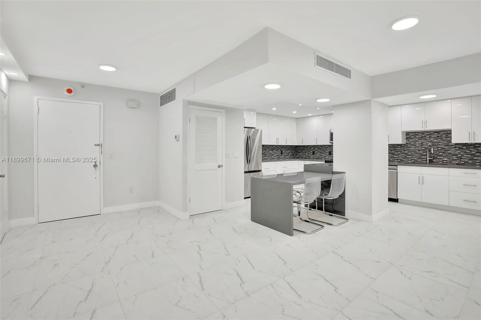 Photo of 9801 Collins Ave  #15X, Bal Harbour, Florida, 33154 - 