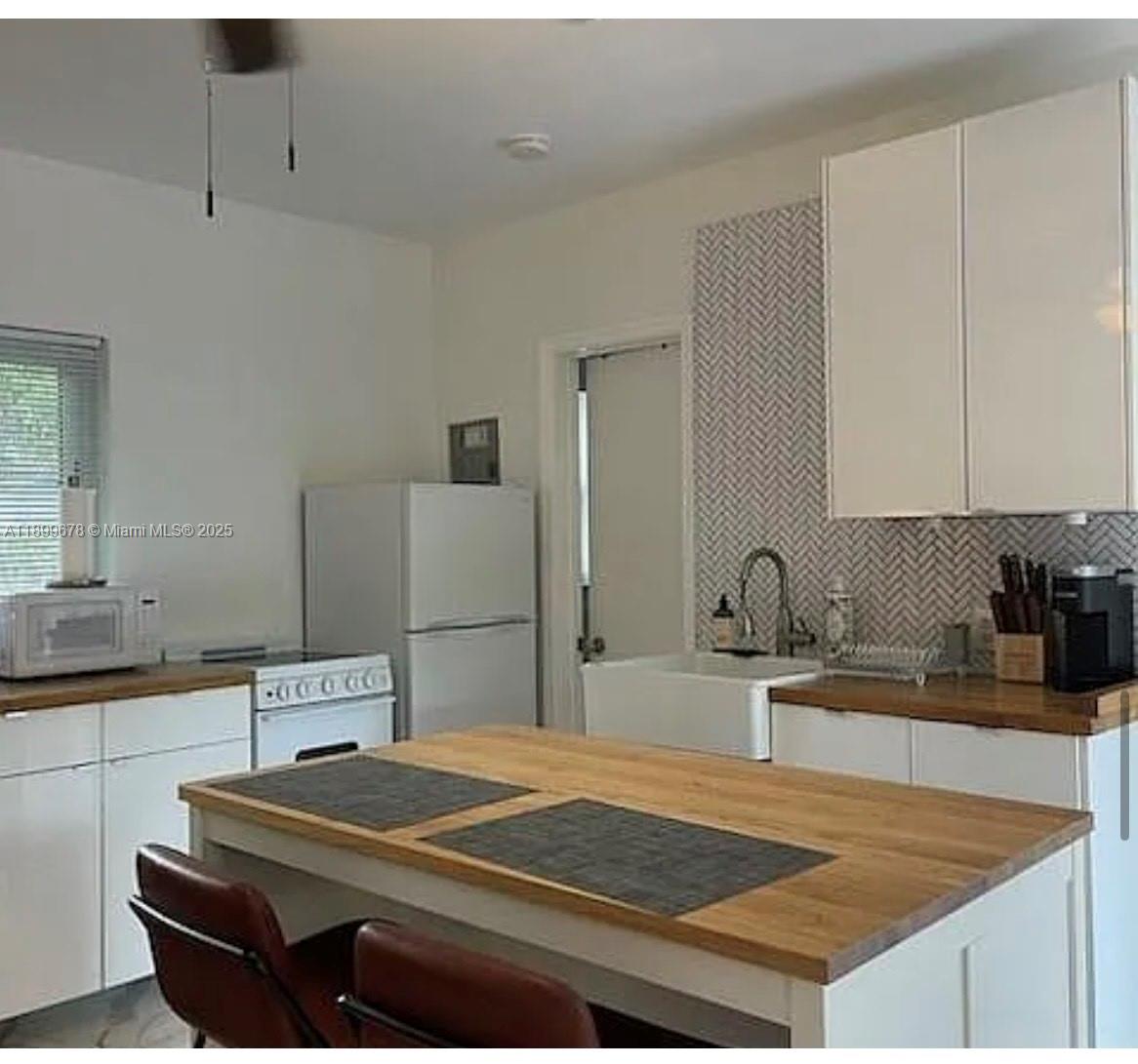 Подробнее   /  1526 кв.футов $ 2025-10-20 0 Фото