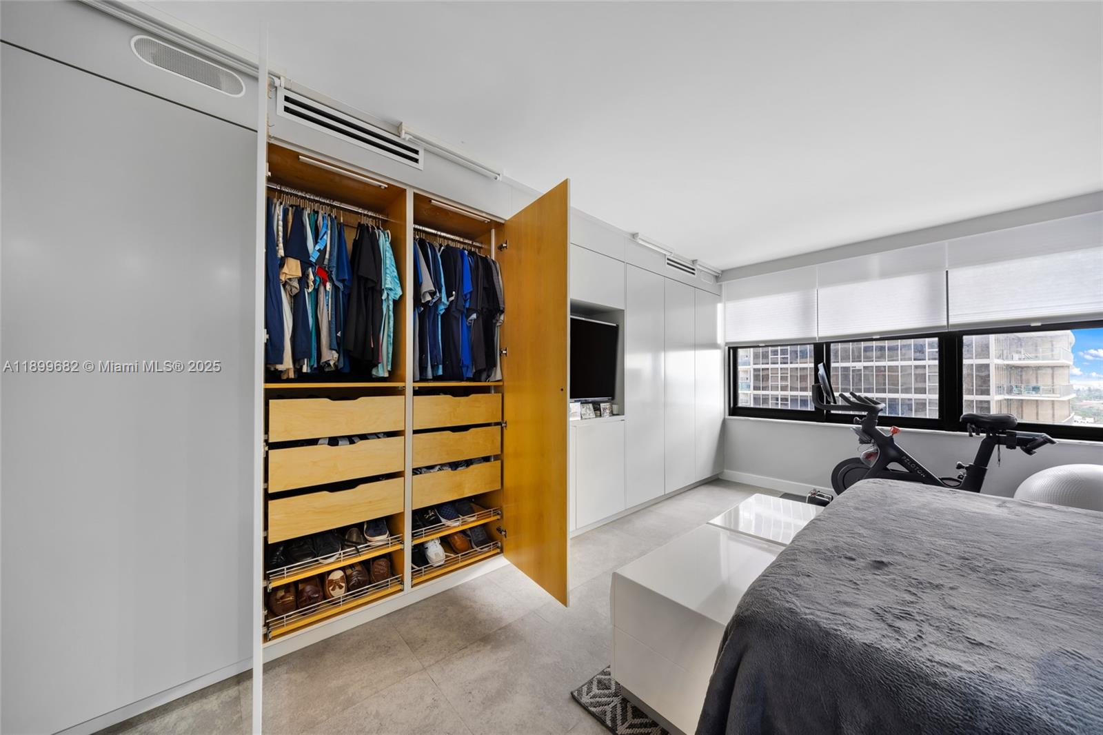 Photo of 9801 Collins Ave  #16U, Bal Harbour, Florida, 33154 - 