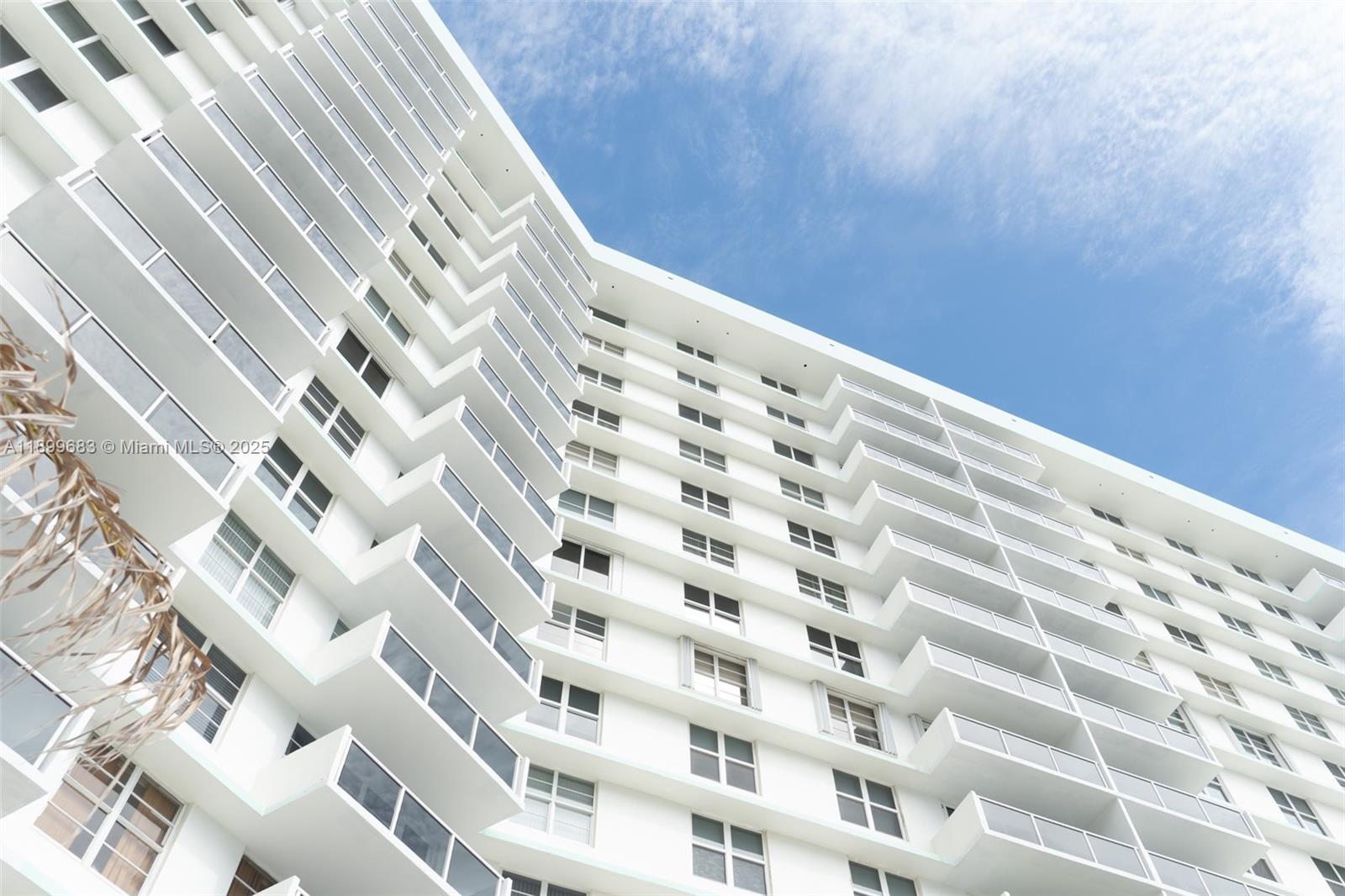 Photo of 3725 Ocean Dr  #1021, Hollywood, Florida, 33019 -