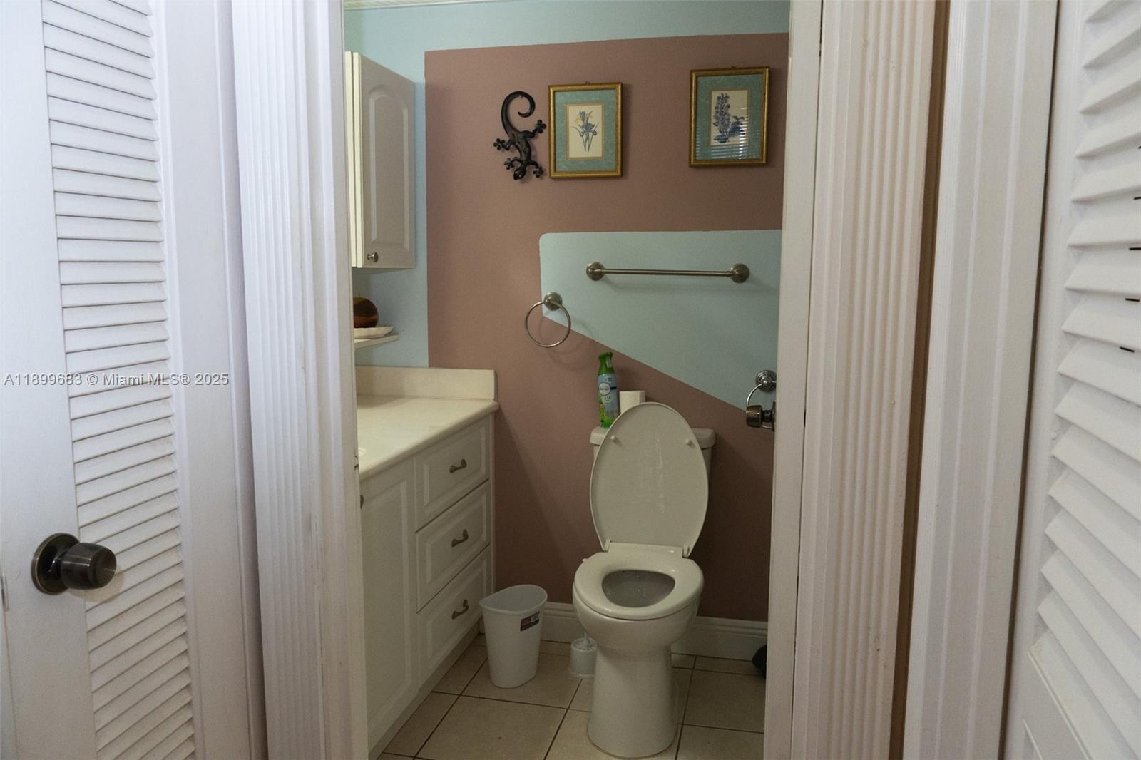 Photo of 3725 Ocean Dr  #1021, Hollywood, Florida, 33019 -