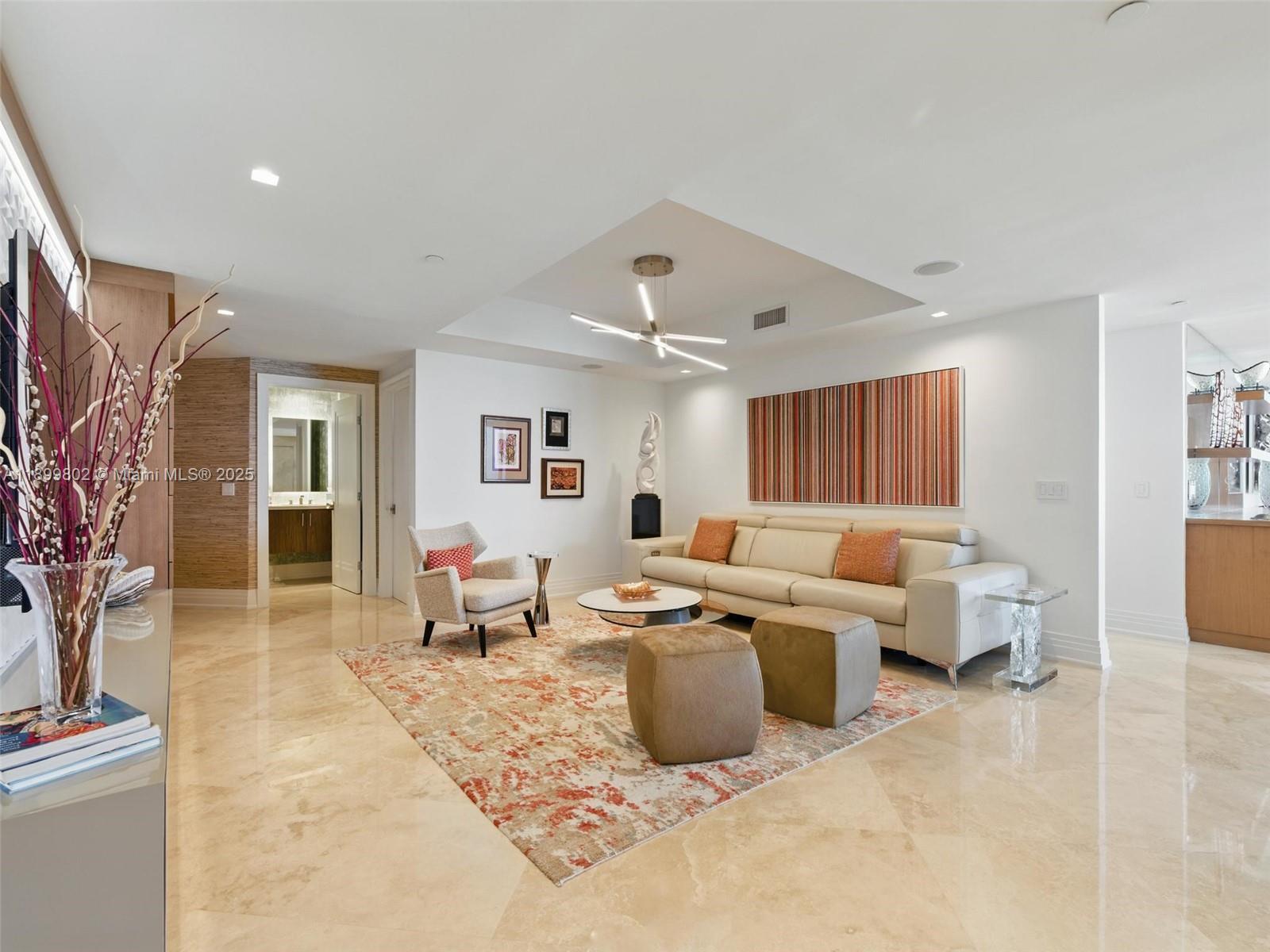 Photo of 3501 Ocean Dr  #6E, Hollywood, Florida, 33019 -