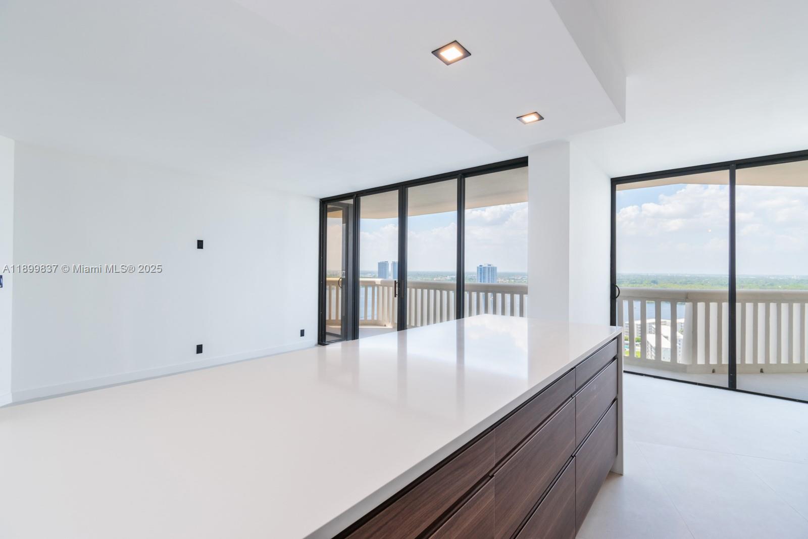 See details 2511 2 / 2 1140 sq. ft. $ 2025-10-26 0 Photo