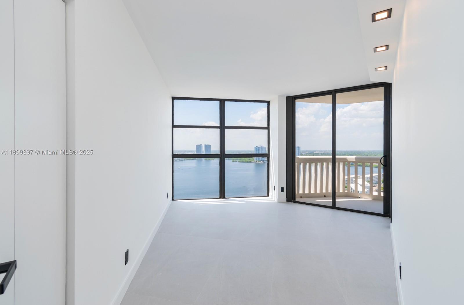 See details 2511 2 / 2 1140 sq. ft. $ 2025-10-26 0 Photo