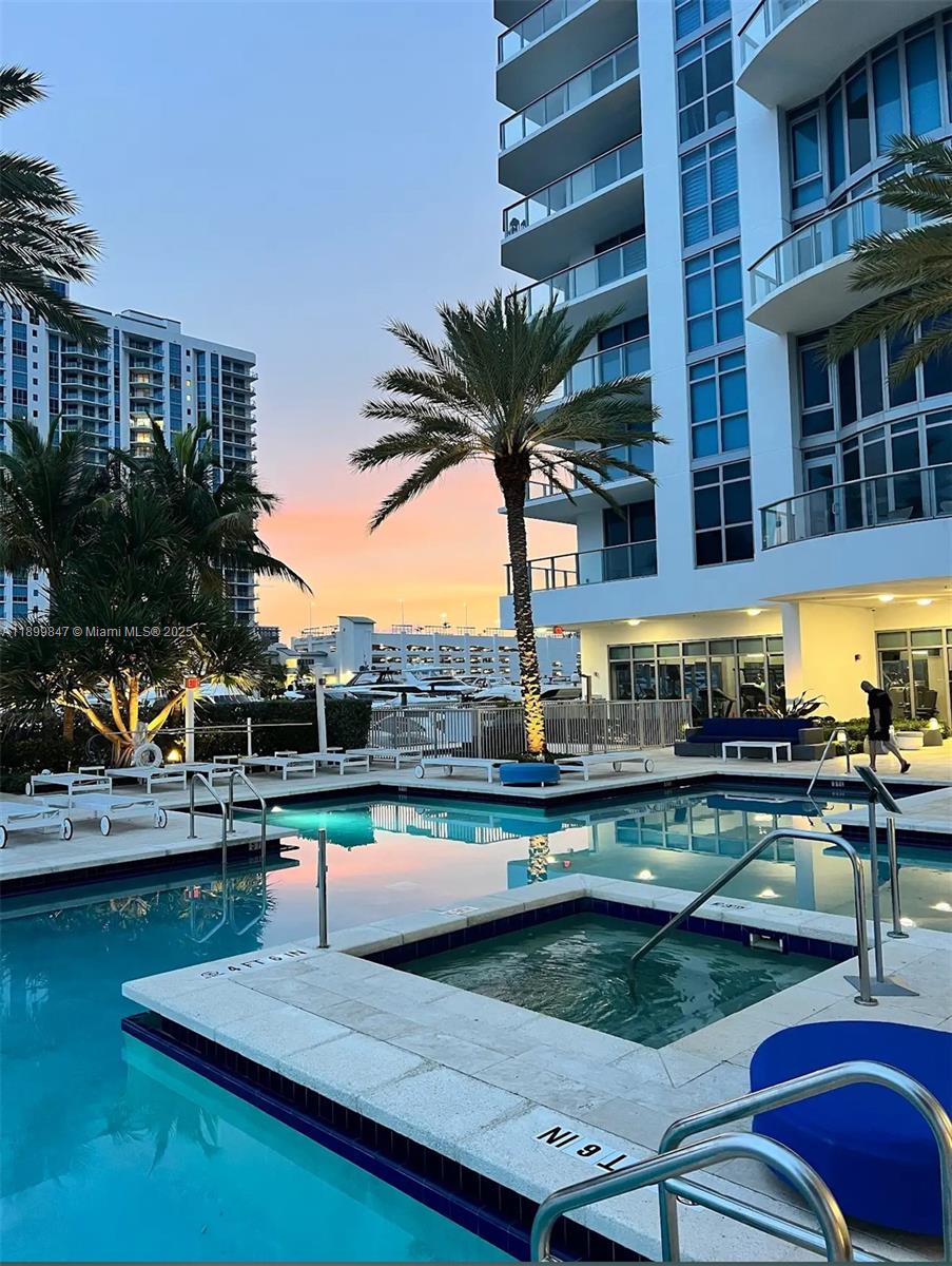 Photo of 17111 Biscayne Blvd  #409, North Miami Beach, Florida, 33160 -