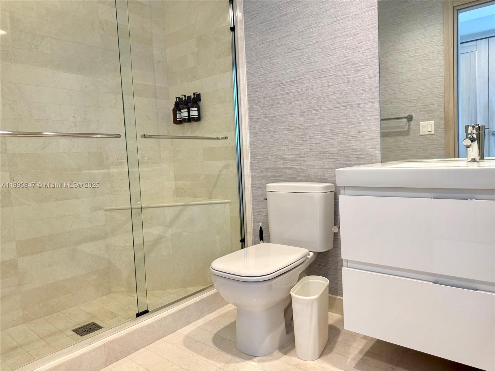 Photo of 17111 Biscayne Blvd #409, North Miami Beach, Florida, 33160 -