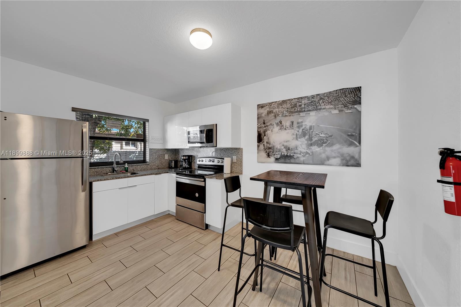 Ver detalles   /  1378 sq. ft. $ 2025-10-21 0 foto