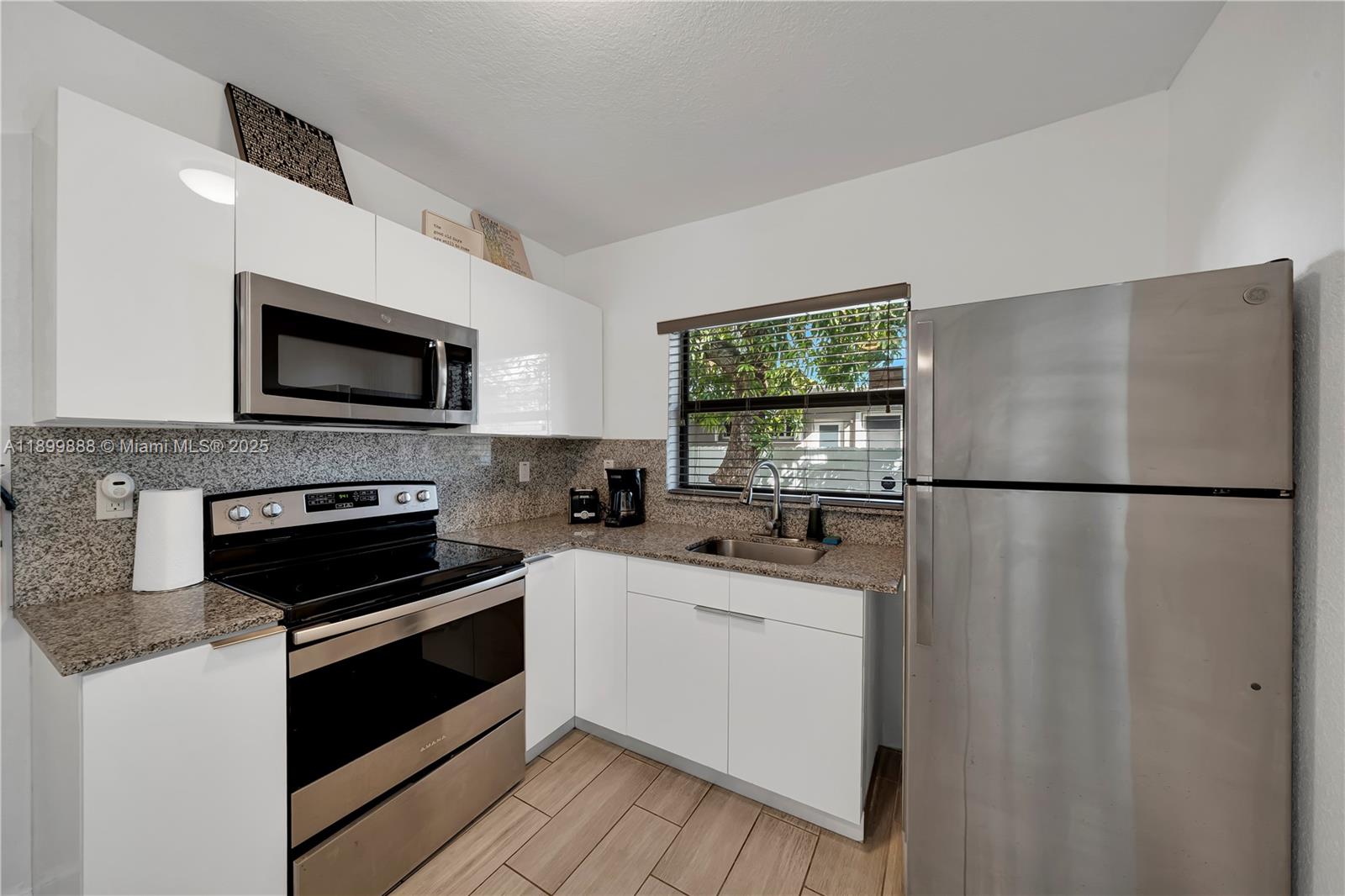 Ver detalles   /  1378 sq. ft. $ 2025-10-21 0 foto