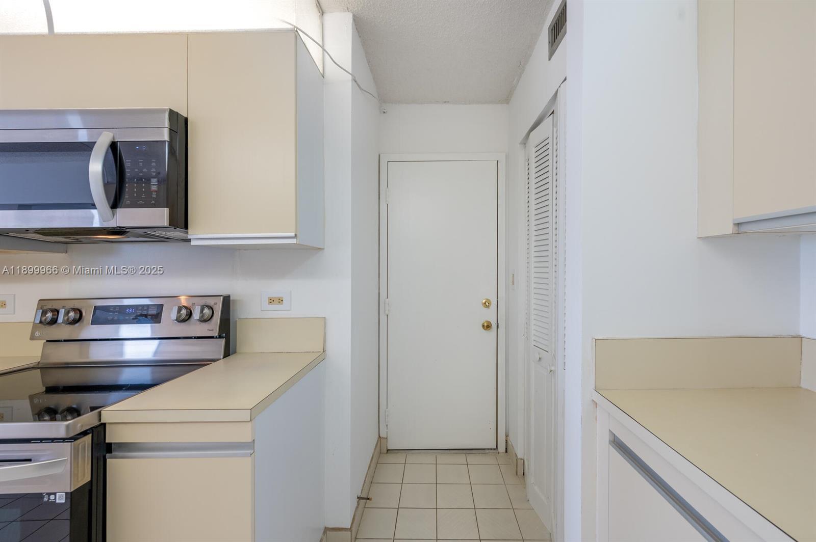 Photo of 1201 Ocean Drive #1911N, Hollywood, Florida, 33019 -