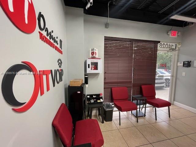 See details 10  /   sq. ft. $ 2025-10-21 0 Photo