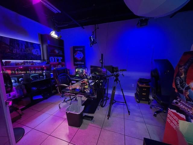 See details 10  /   sq. ft. $ 2025-10-21 0 Photo