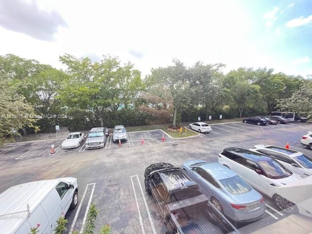 See details 10  /   sq. ft. $ 2025-10-21 0 Photo