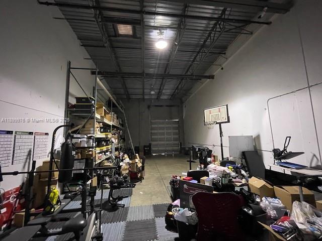 See details 10  /   sq. ft. $ 2025-10-21 0 Photo