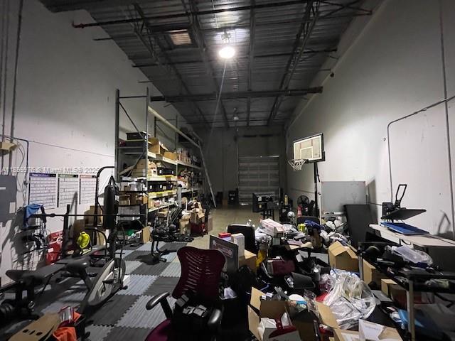 See details 10  /   sq. ft. $ 2025-10-21 0 Photo