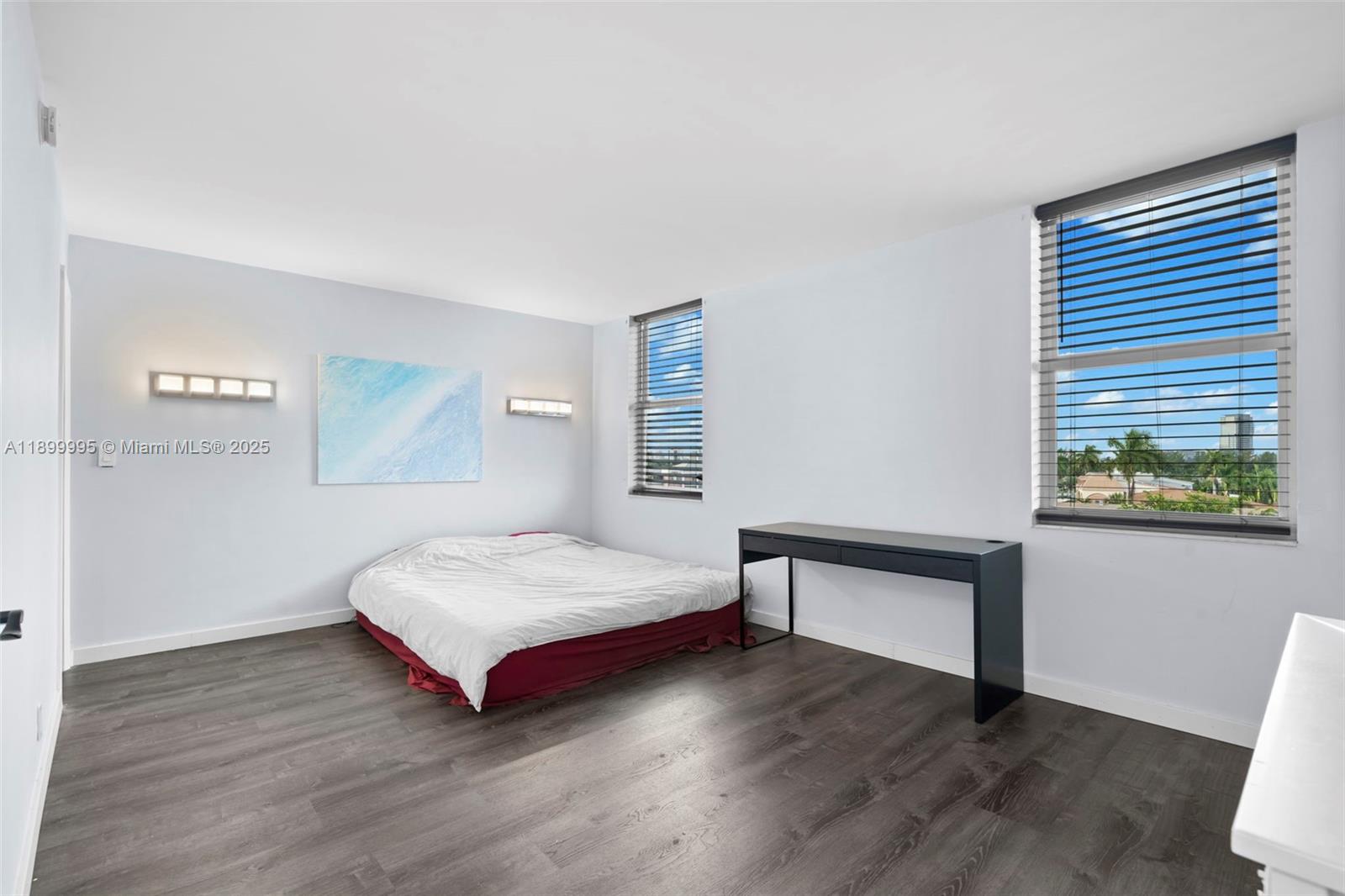 Photo of 437 Golden Isles Dr  #5J, Hallandale Beach, Florida, 33009 -