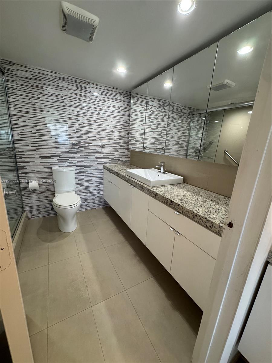 Photo of    #1206, Hallandale Beach, Florida, 33009 - 