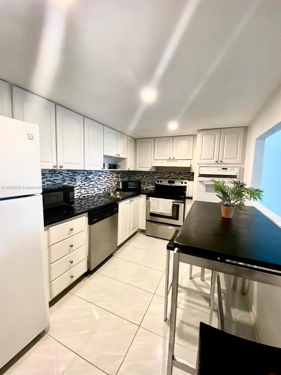 Photo of 19370 Collins Ave  #415, Sunny Isles Beach, Florida, 33160 -