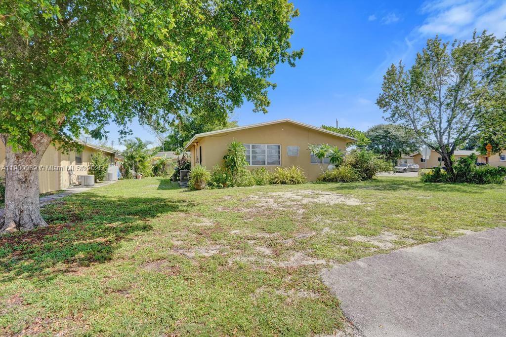 Подробнее   /  4728 кв.футов $ 2025-10-22 0 Фото