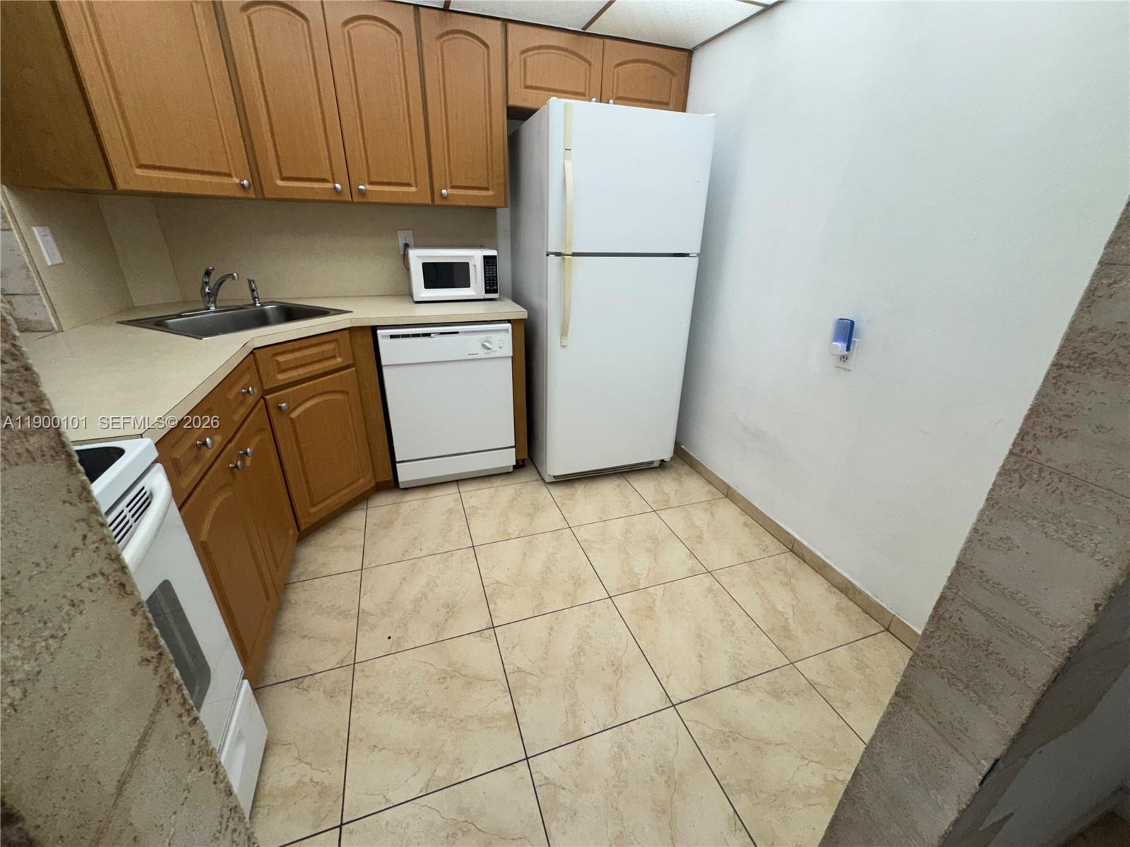 Photo of 851 Three Islands Blvd  #117, Hallandale Beach, Florida, 33009 - 