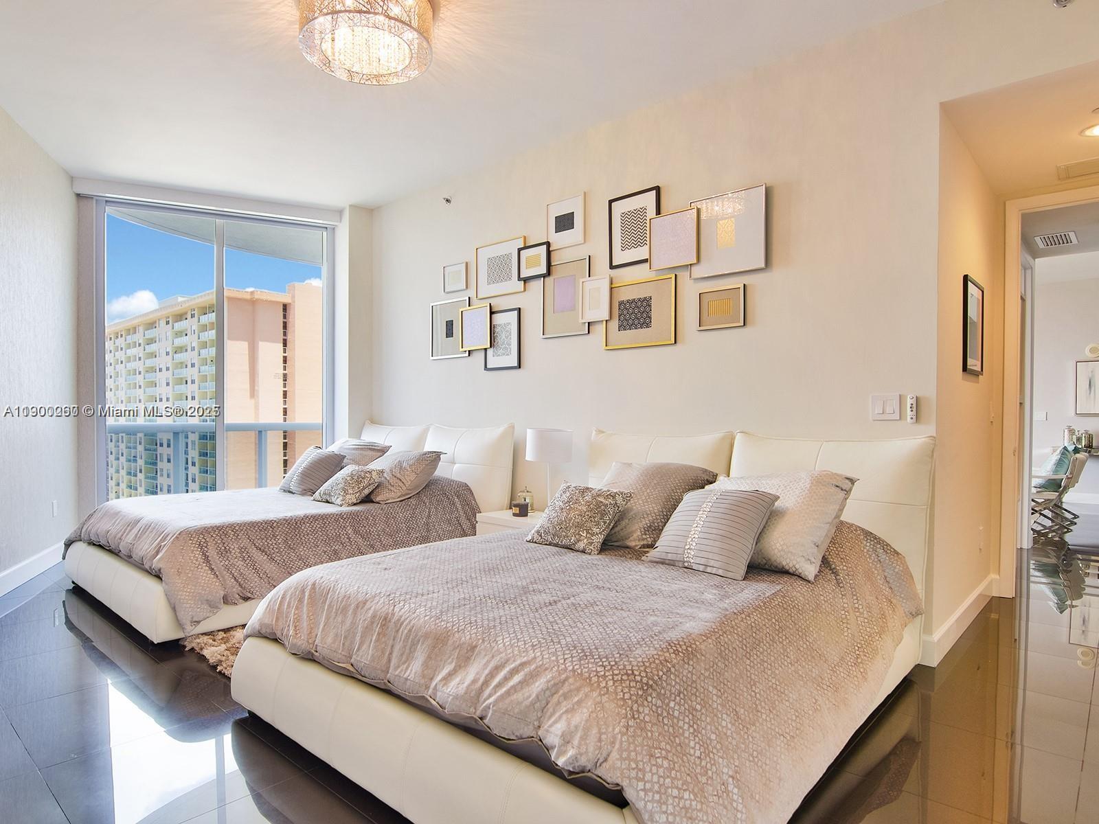 See details 805 2 / 3 1435 sq. ft. $ 2025-10-21 0 Photo