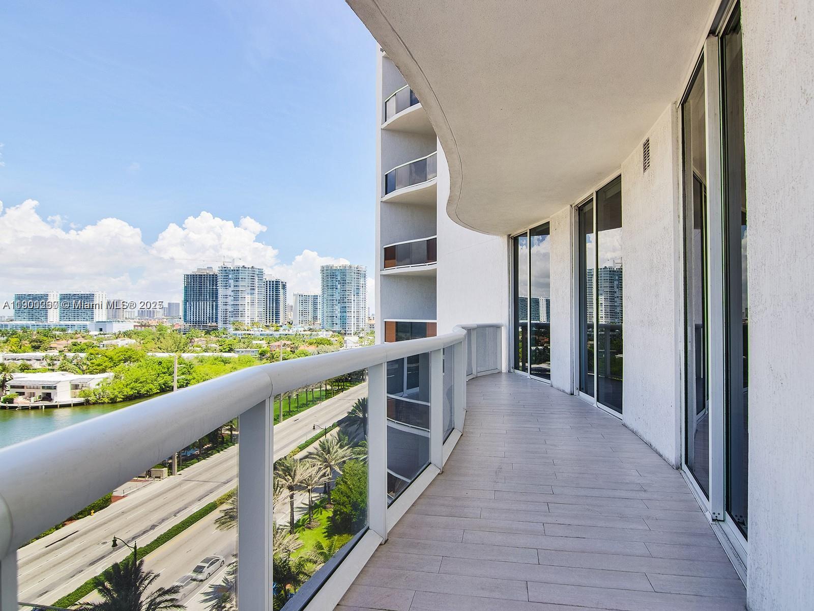 See details 805 2 / 3 1435 sq. ft. $ 2025-10-21 0 Photo