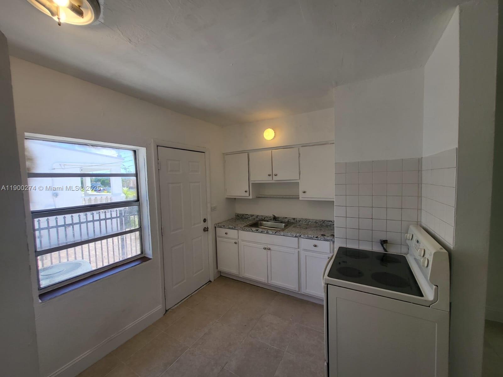 Ver detalles   /  1370 sq. ft. $ 2025-10-21 0 foto