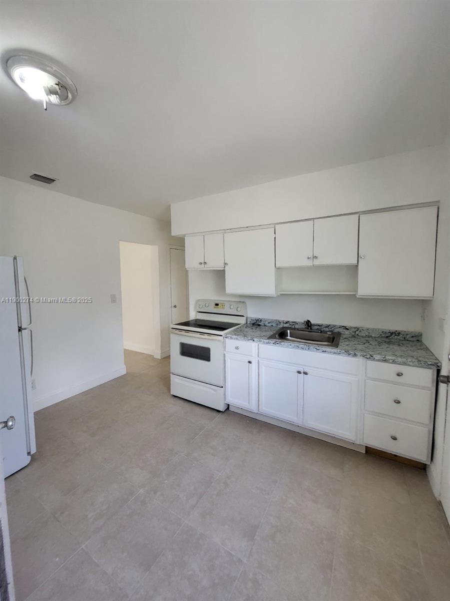 Ver detalles   /  1370 sq. ft. $ 2025-10-21 0 foto