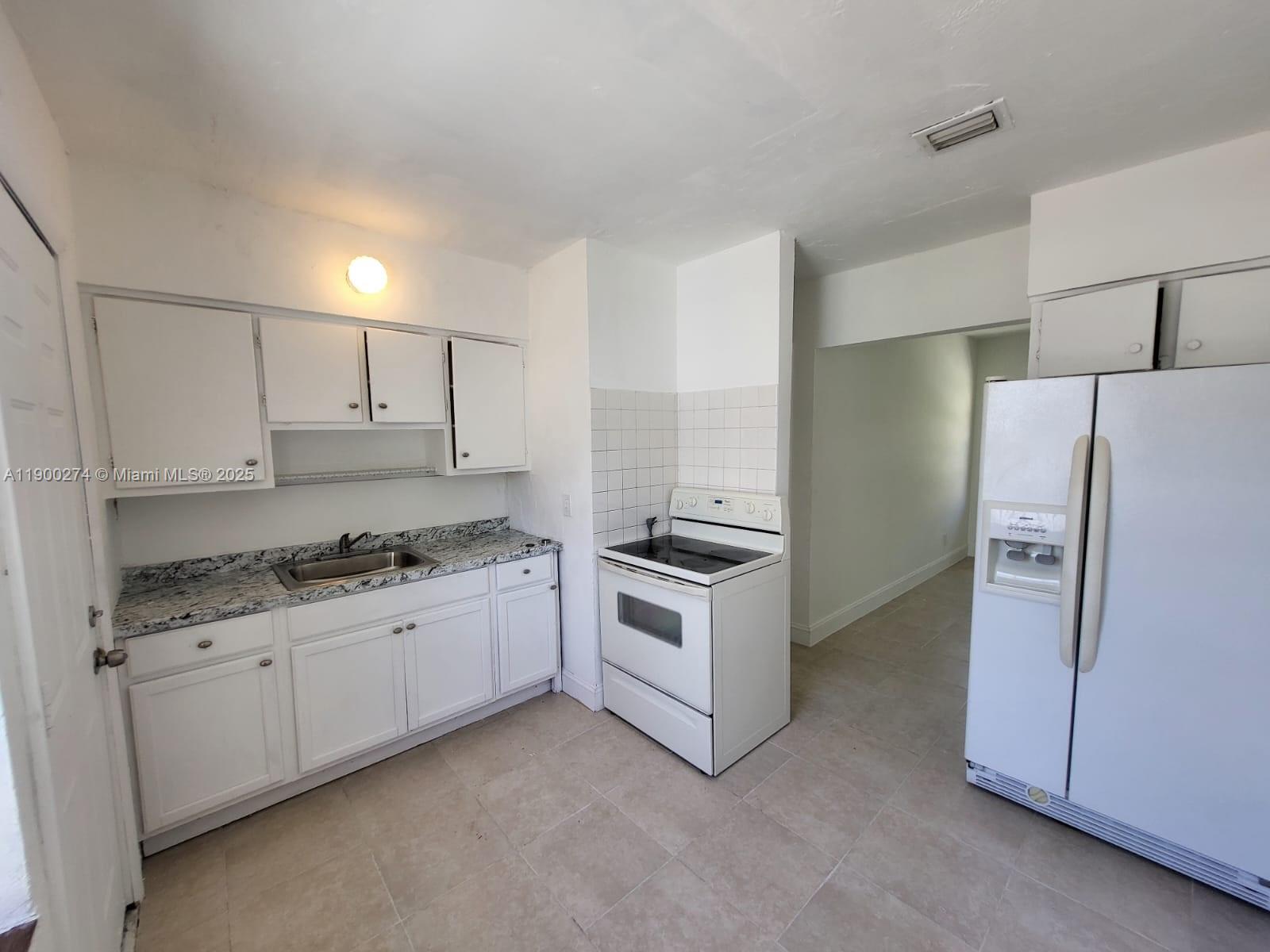 Ver detalles   /  1370 sq. ft. $ 2025-10-21 0 foto