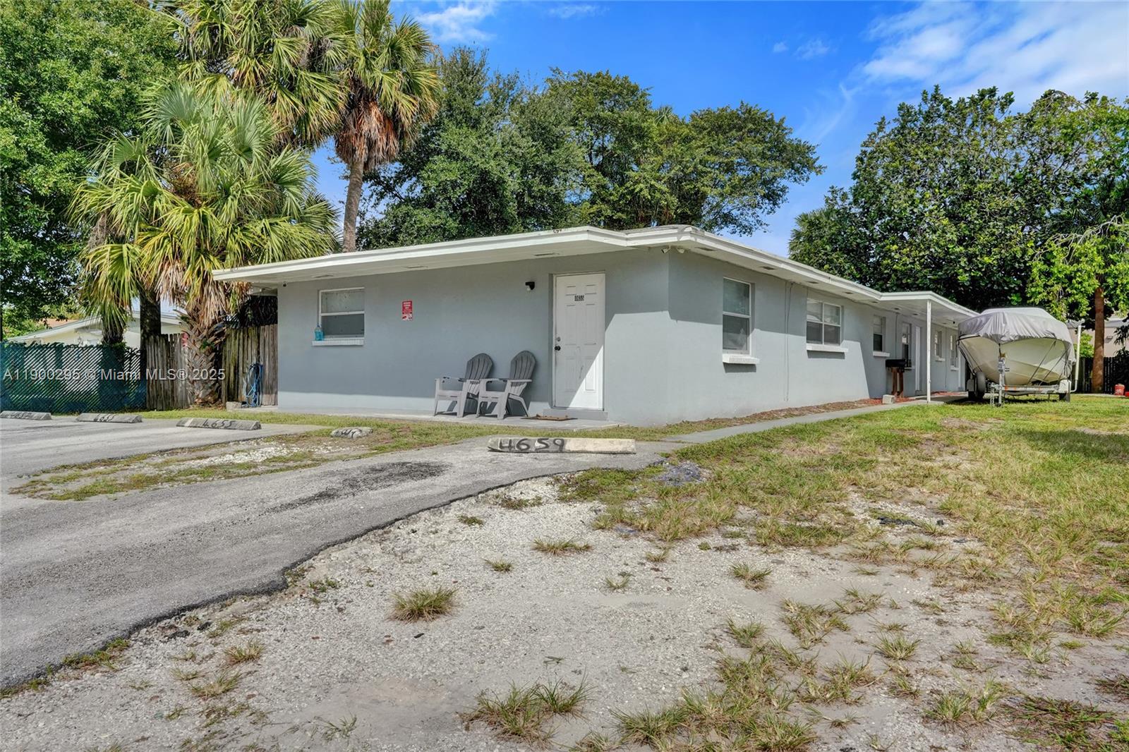 See details   /  2340 sq. ft. $ 2025-10-21 0 Photo