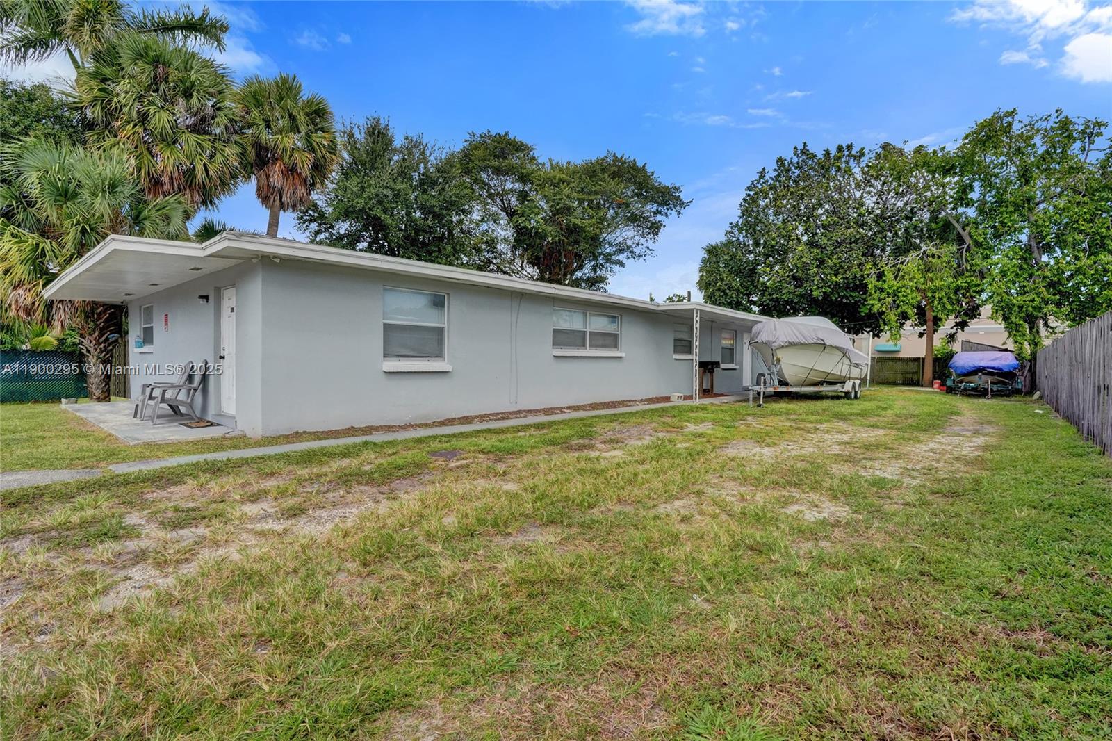 See details   /  2340 sq. ft. $ 2025-10-21 0 Photo