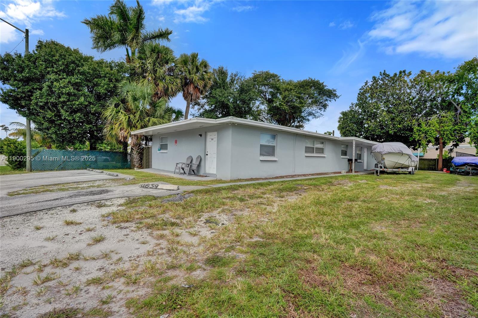 See details   /  2340 sq. ft. $ 2025-10-21 0 Photo
