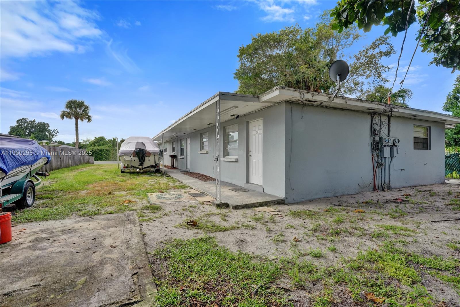See details   /  2340 sq. ft. $ 2025-10-21 0 Photo