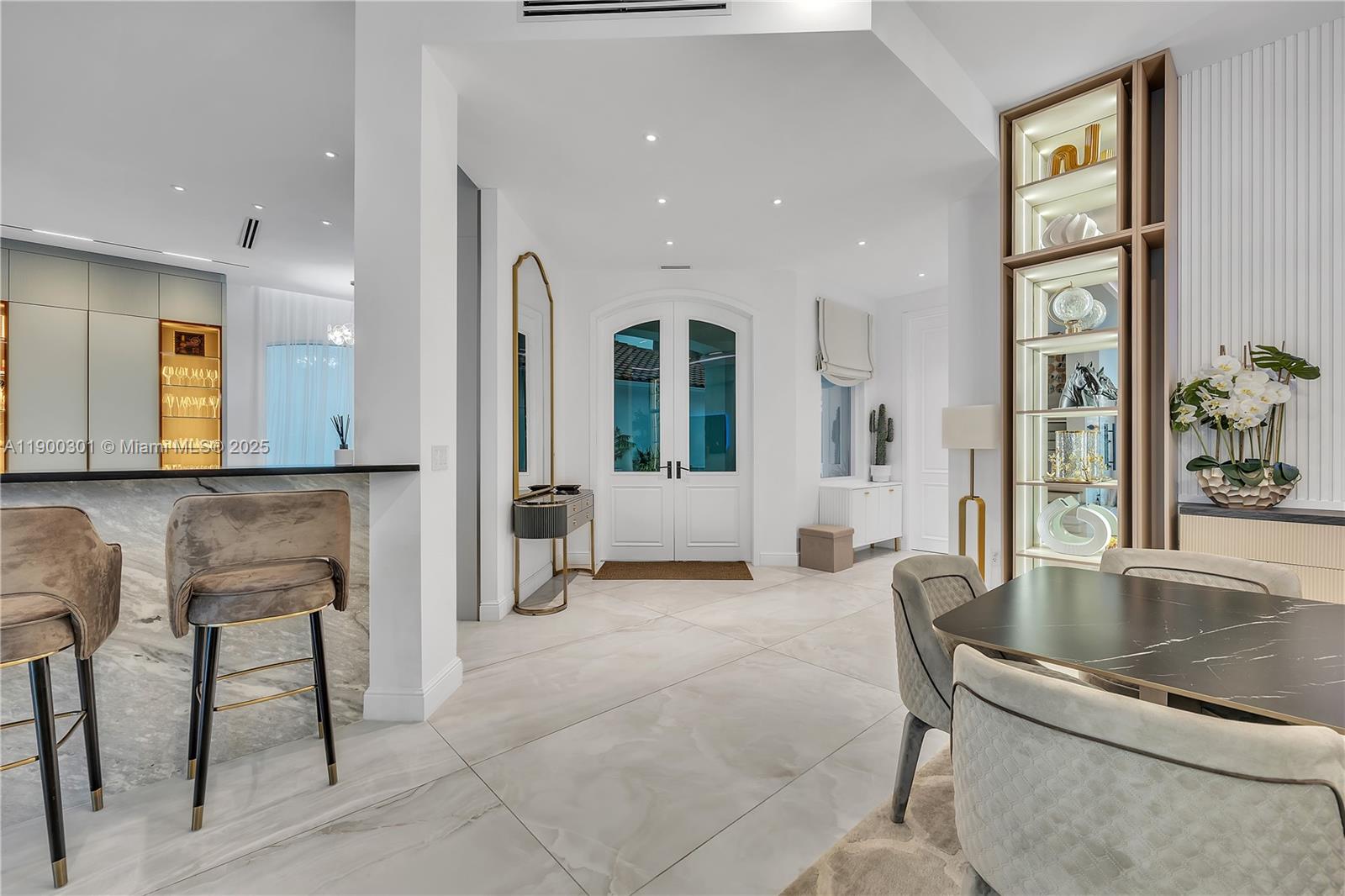 Photo of 1594 Shoreline Way  (1594), Hollywood, Florida, 33019 -