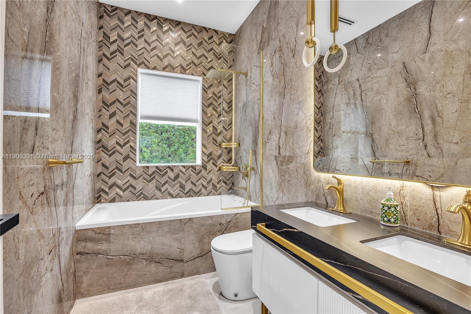 Photo of 1594 Shoreline Way  (1594), Hollywood, Florida, 33019 -