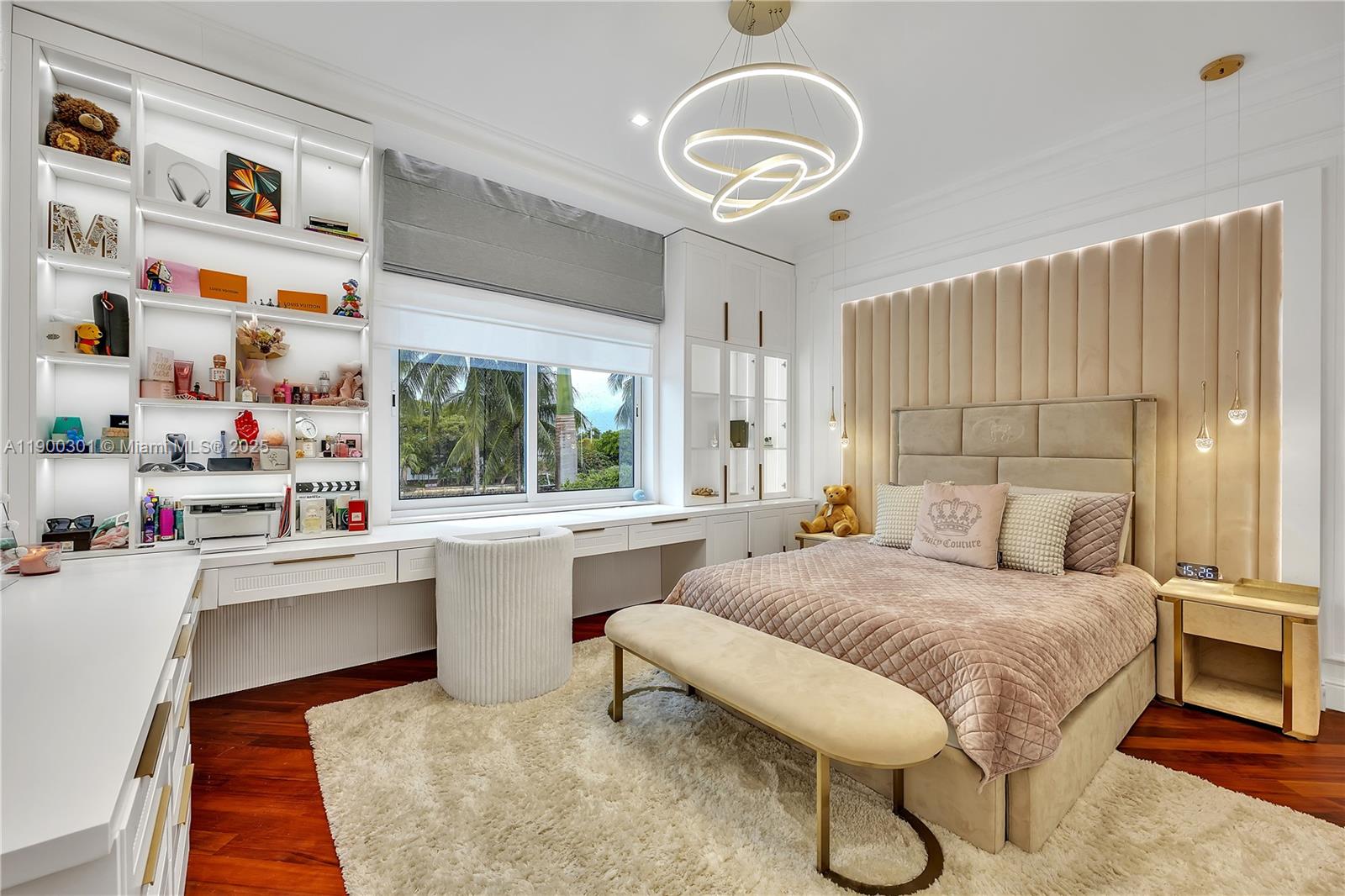 Photo of 1594 Shoreline Way  (1594), Hollywood, Florida, 33019 -