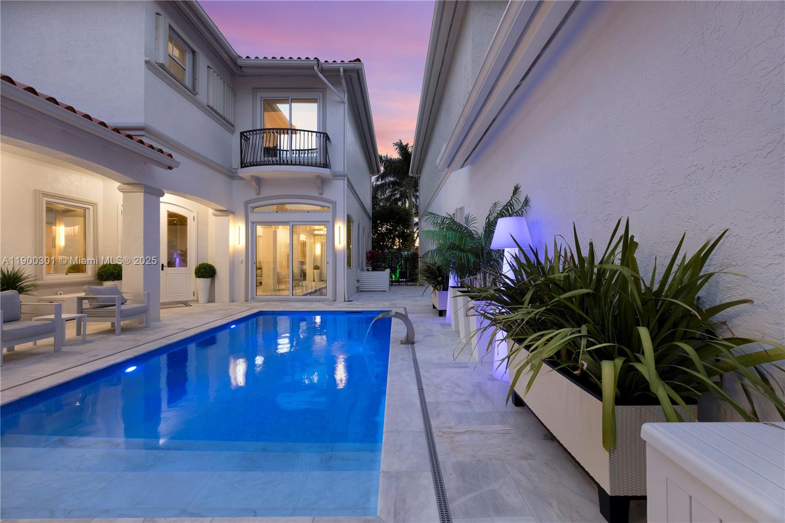 Photo of 1594 Shoreline Way  (1594), Hollywood, Florida, 33019 -