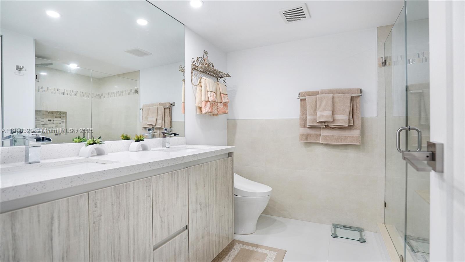 Photo of 2017 Ocean Dr  #1510, Hallandale Beach, Florida, 33009 -