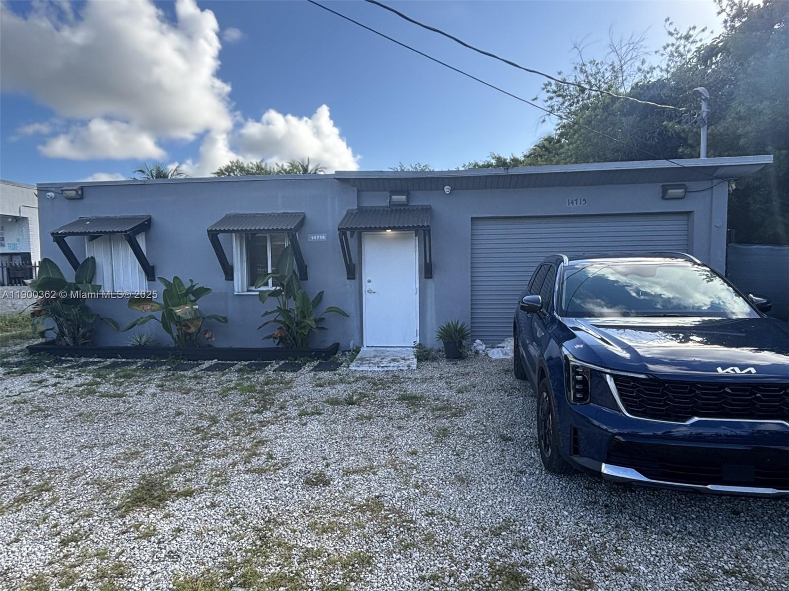 See details   /   sq. ft. $ 2025-10-21 0 Photo