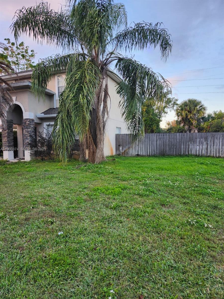 Ver detalles 860 4 / 4 sq. ft. $ 2025-12-17 0 foto