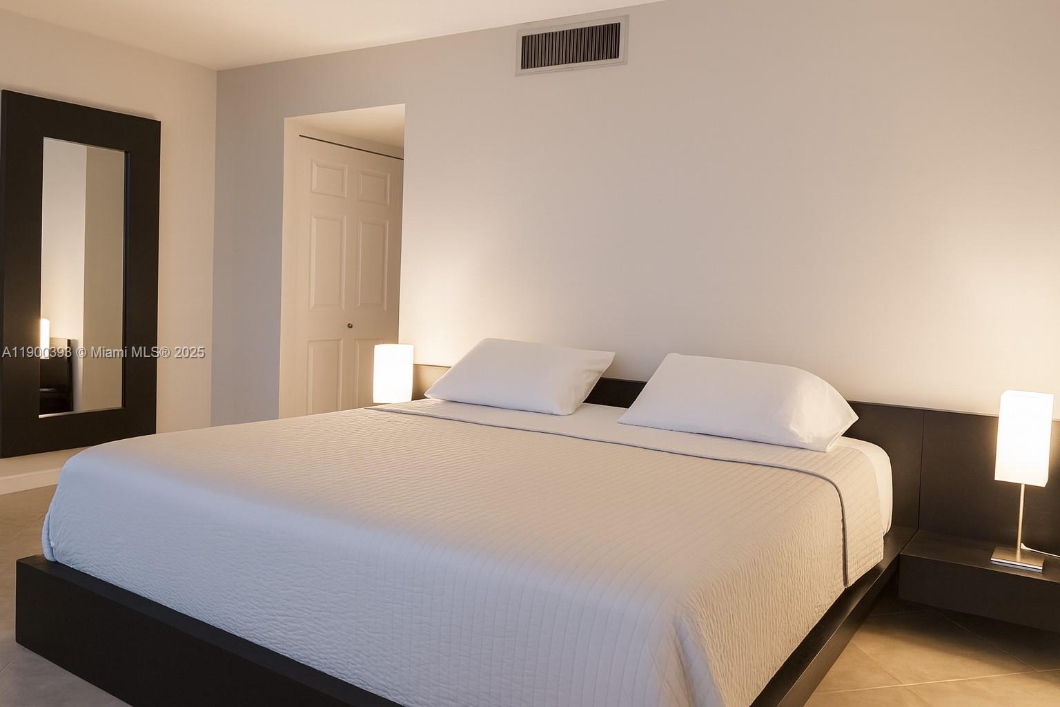 Photo of 3475 Country Club Dr  #115, Aventura, Florida, 33180 - 