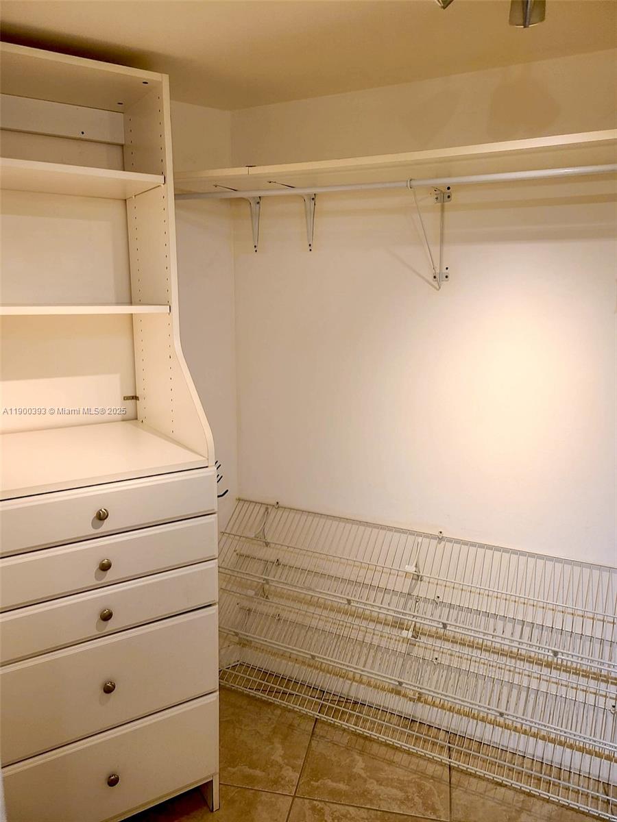 Photo of 3475 Country Club Dr  #115, Aventura, Florida, 33180 - 