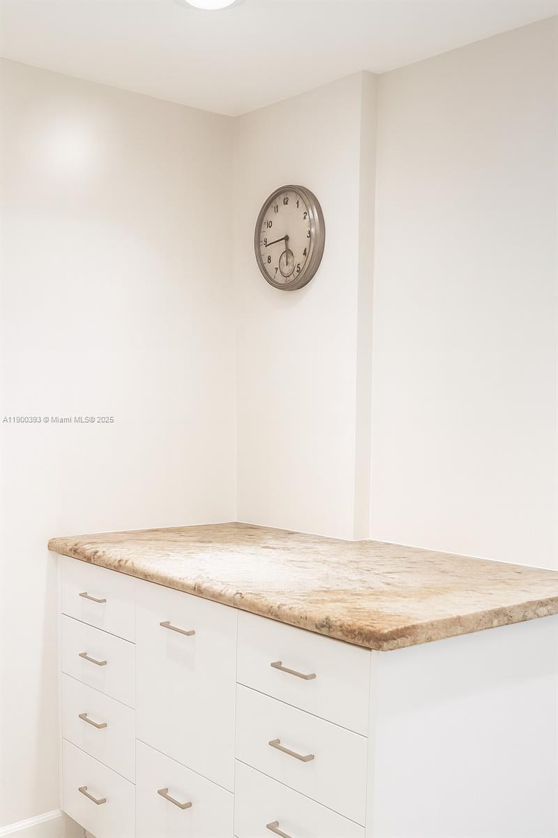 Photo of 3475 Country Club Dr  #115, Aventura, Florida, 33180 - 