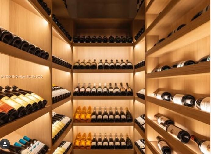   /   sq. ft. $ 2025-10-21 0 Photo