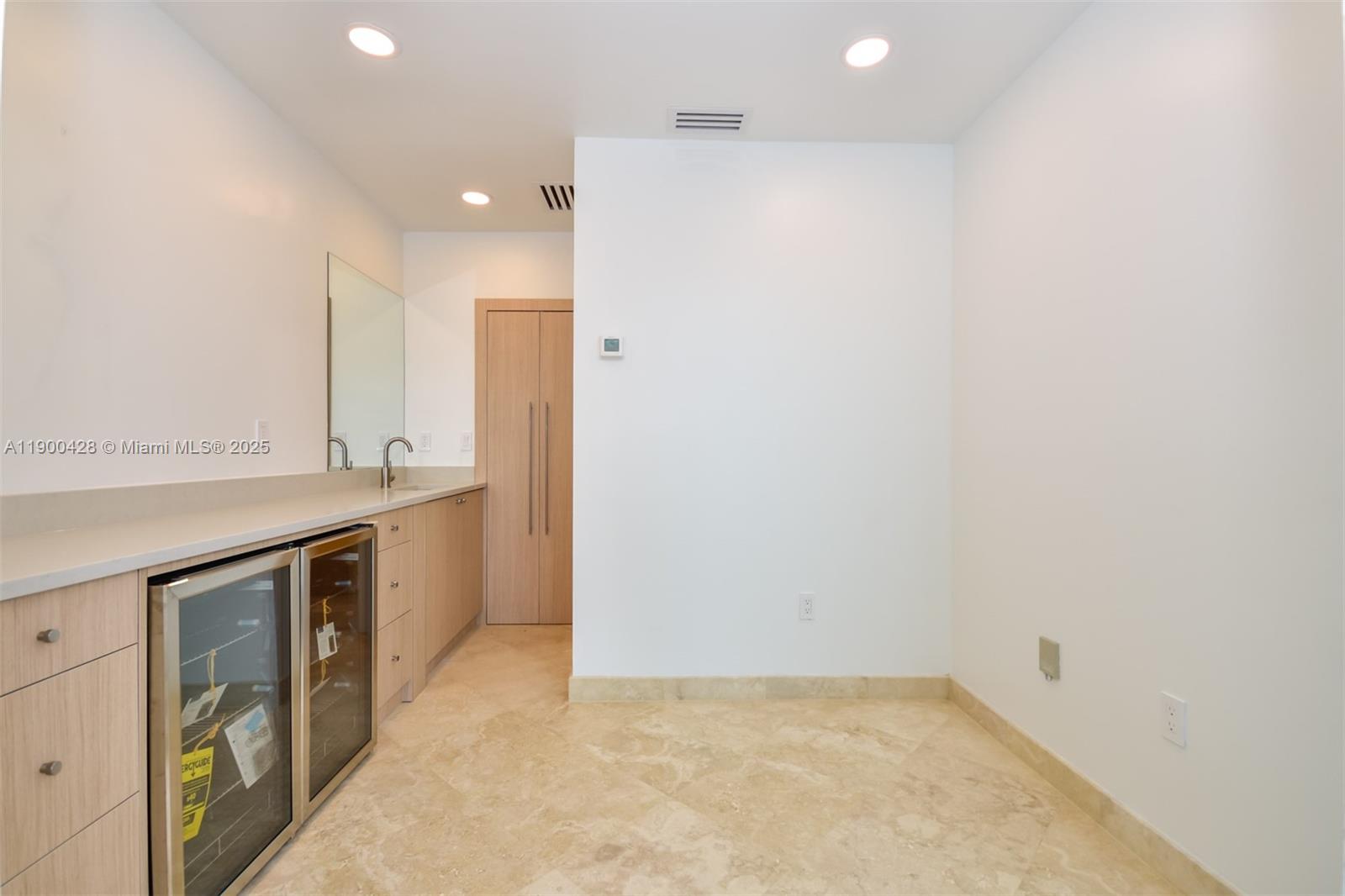 Photo of 10101 Collins Ave #7D, Bal Harbour, Florida, 33154 -