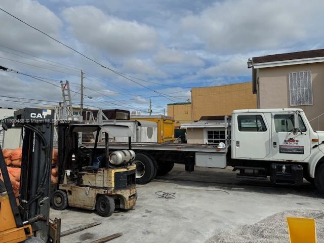 Ver detalles   /   sq. ft. $ 2025-10-22 0 foto