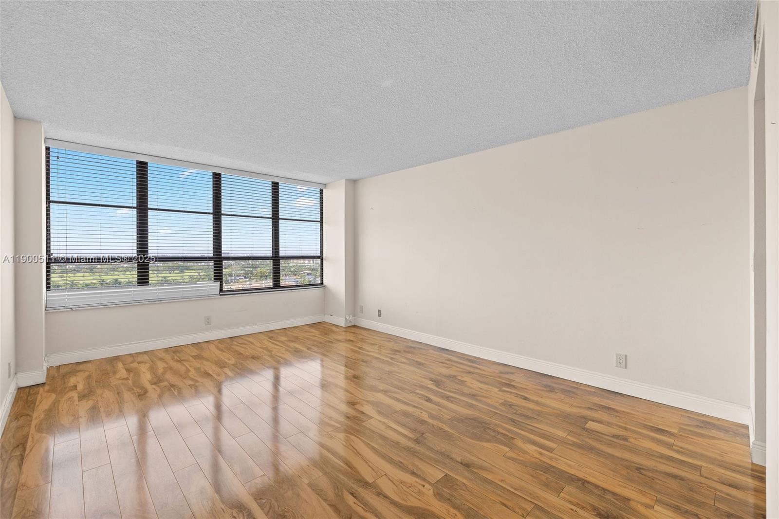 Photo of 600 Three Islands Blvd  #1008, Hallandale Beach, Florida, 33009 - Oversized Master Suite