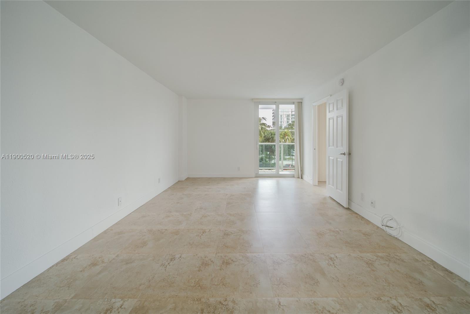 214 2 / 2 1331 sq. ft. $ 2025-10-22 0 Photo