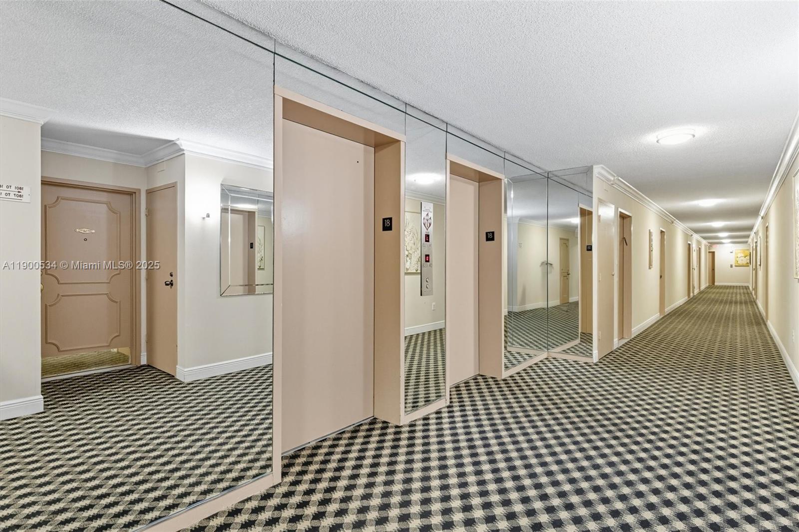 Photo of 1833 Ocean Dr #1809, Hallandale Beach, Florida, 33009 -